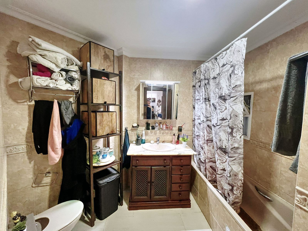 2 bedroom Apartments for sale in Calahonda – R5184979