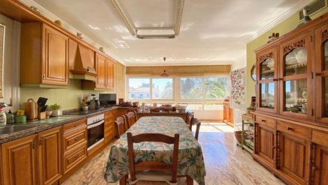 Villas de 6 dormitorios en venta en Marbella – R4269787