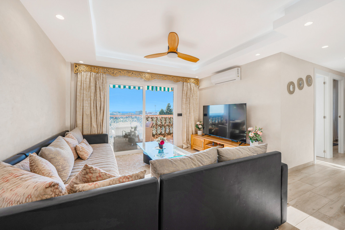 3 bedroom Penthouses for sale in Marbella – R5234131