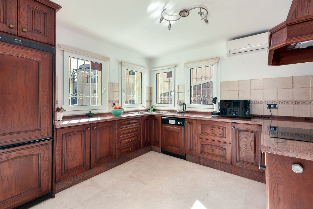 3 bedroom Villas for sale in Calahonda – R5265376 3 bedroom Villas for sale in Calahonda – R5265376