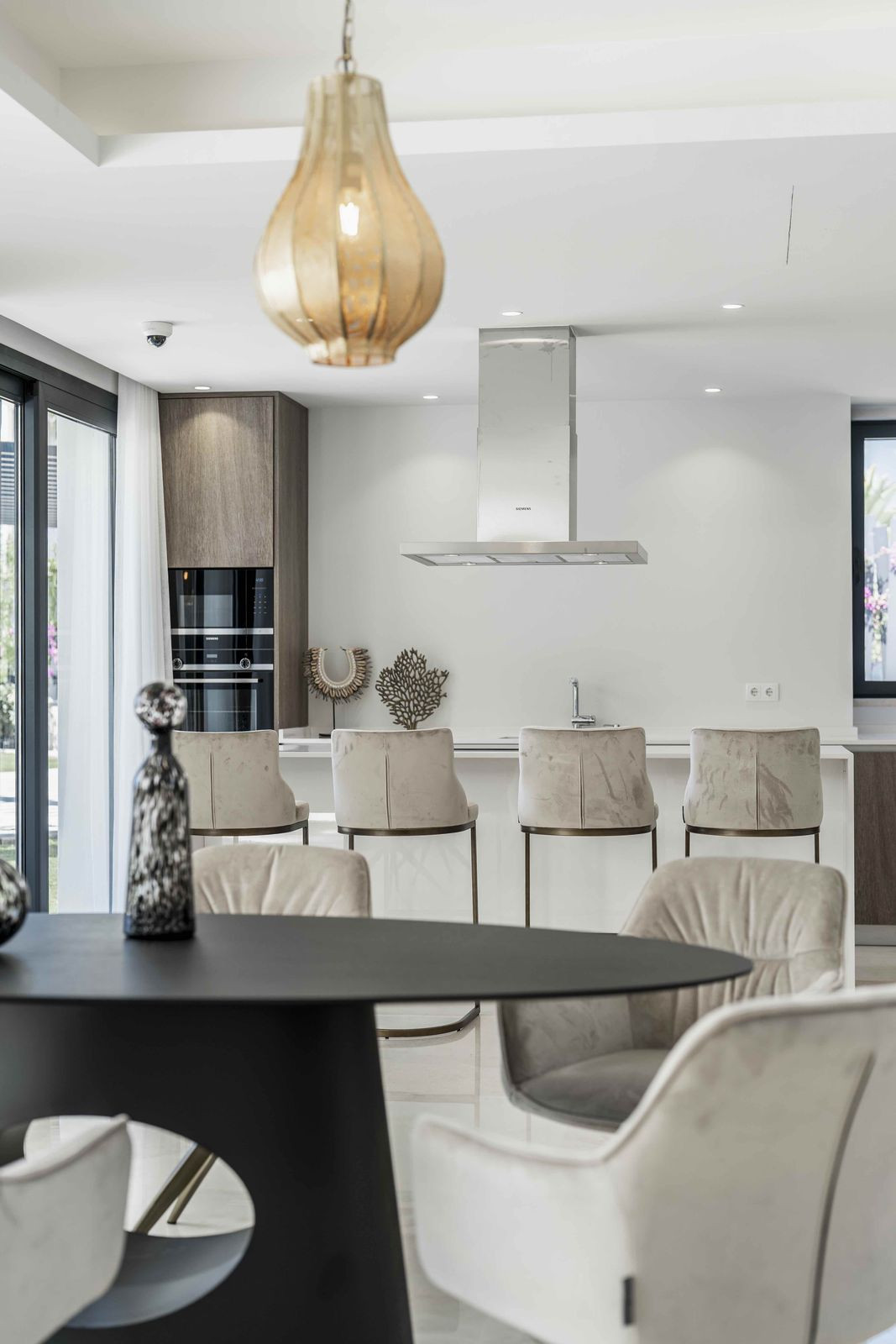 4 bedroom Villas for sale in Nueva Milla de Oro – R5001682