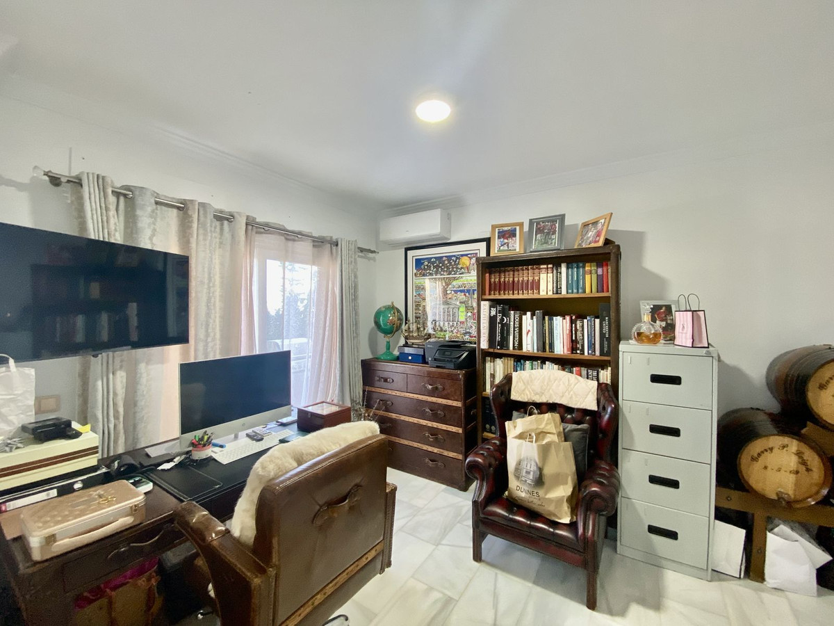 5 bedroom Villas for sale in Calahonda – R5273938 5 bedroom Villas for sale in Calahonda – R5273938