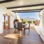 7 bedroom Villas for sale in Las Brisas – R5222131