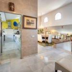 7 bedroom Villas for sale in Las Brisas – R5222131