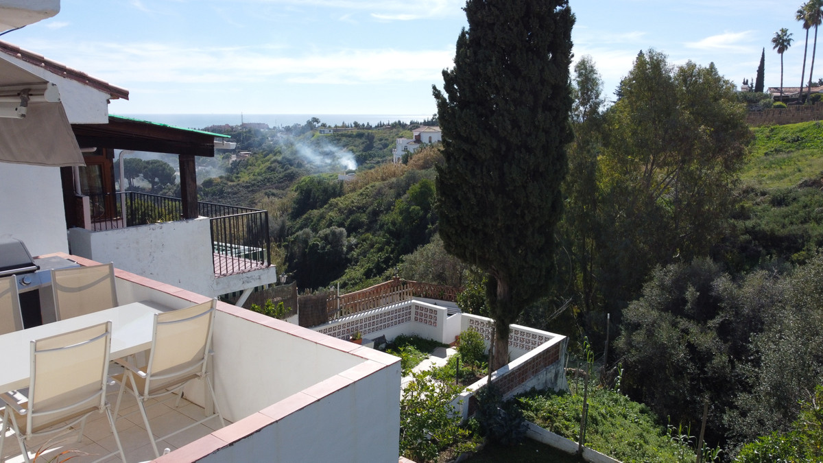 3 bedroom Townhouses for sale in Nueva Milla de Oro – R5263552