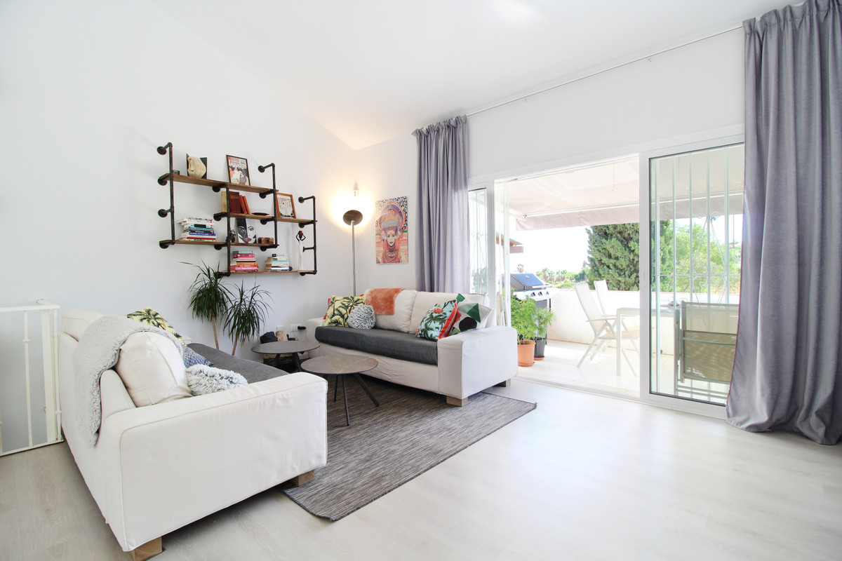 3 bedroom Townhouses for sale in Nueva Milla de Oro – R5263552