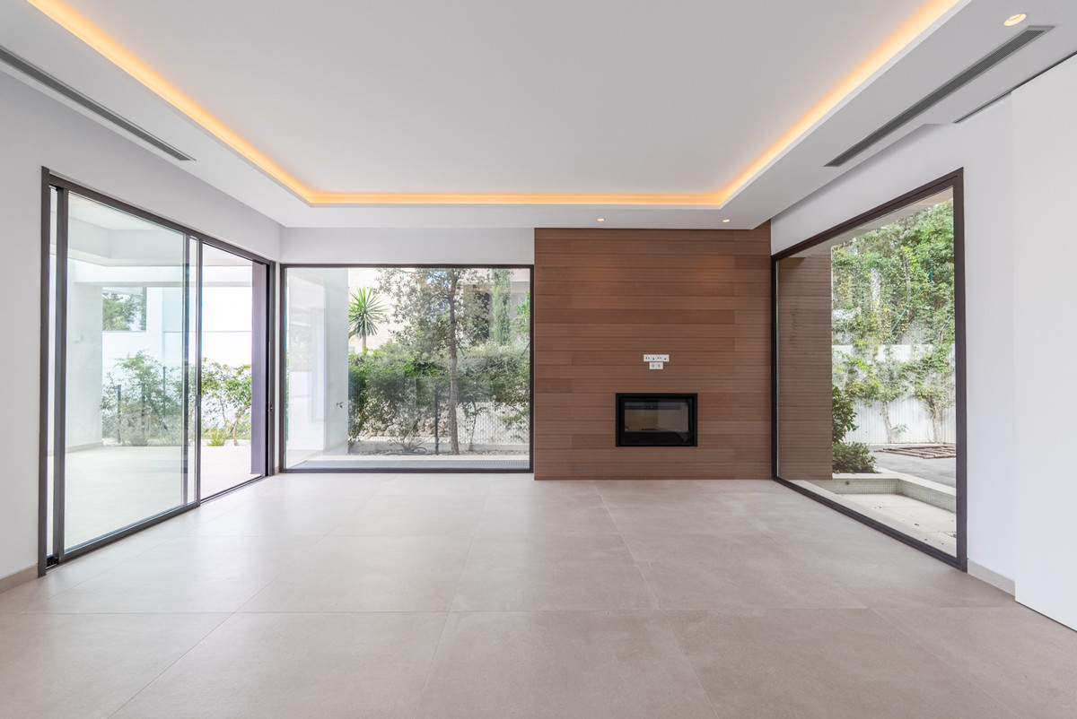 4 bedroom Villas for sale in Marbella – R5195698 4 bedroom Villas for sale in Marbella – R5195698