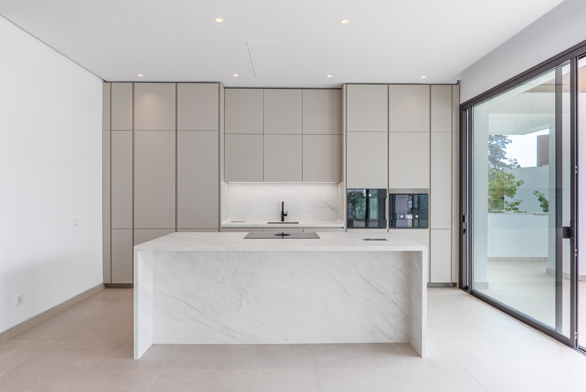 4 bedroom Villas for sale in Marbella – R5195698 4 bedroom Villas for sale in Marbella – R5195698