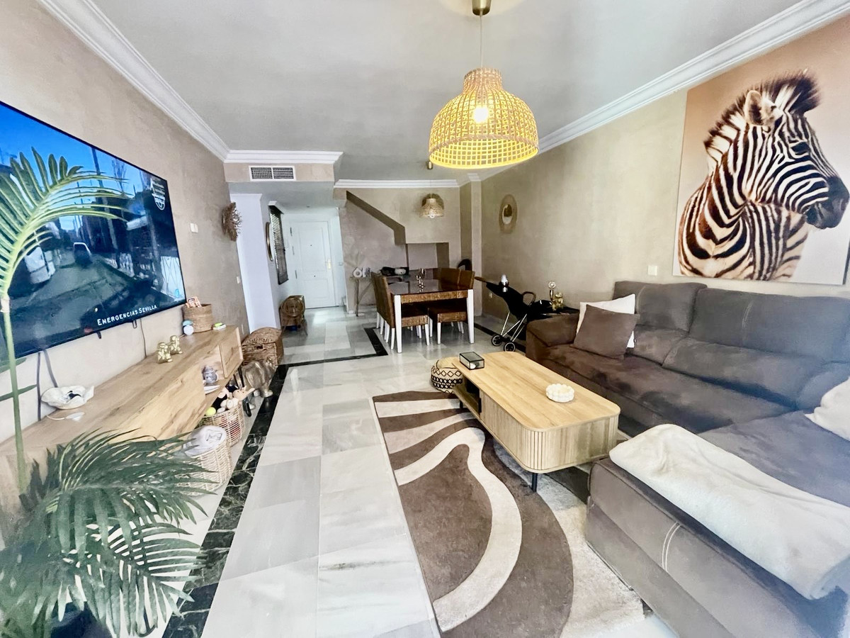 3 bedroom Apartments for sale in Milla de Oro – R4694791 3 bedroom Apartments for sale in Milla de Oro – R4694791