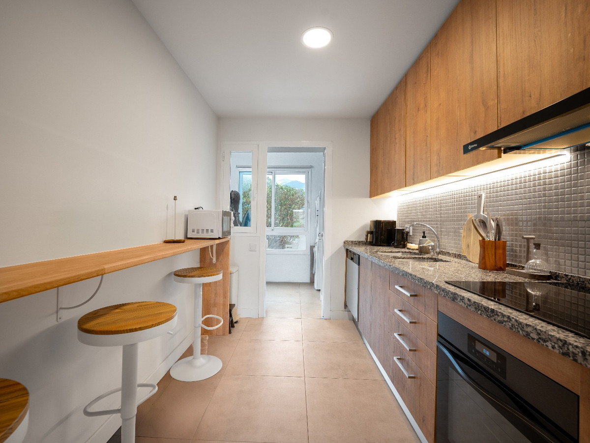 2 bedroom Apartments for sale in La Quinta – R5238241