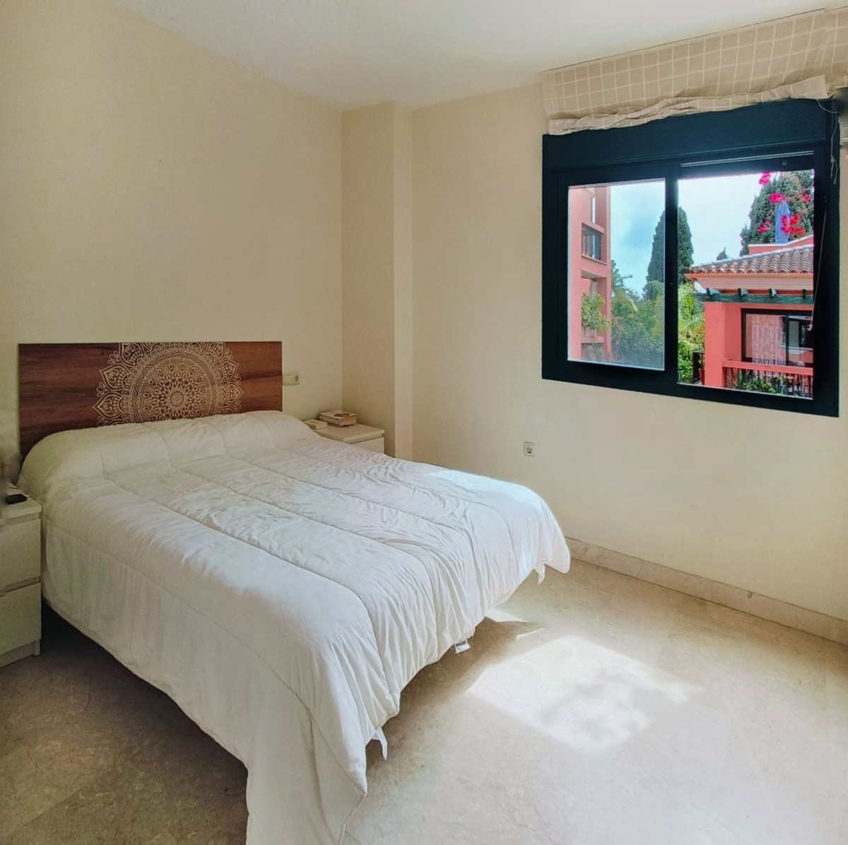 2 bedroom Apartments for sale in Marbesa – R5024332