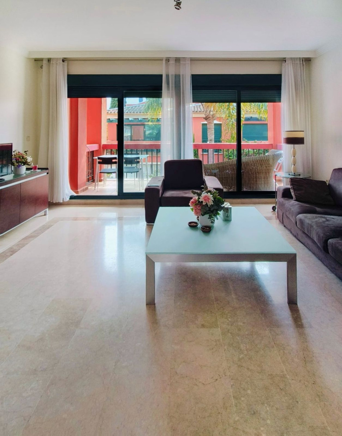 2 bedroom Apartments for sale in Marbesa – R5024332