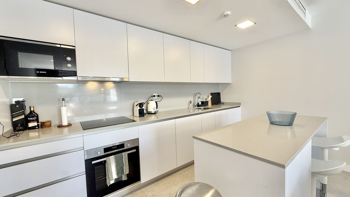 3 bedroom Apartments for sale in La Cala de Mijas – R5264209