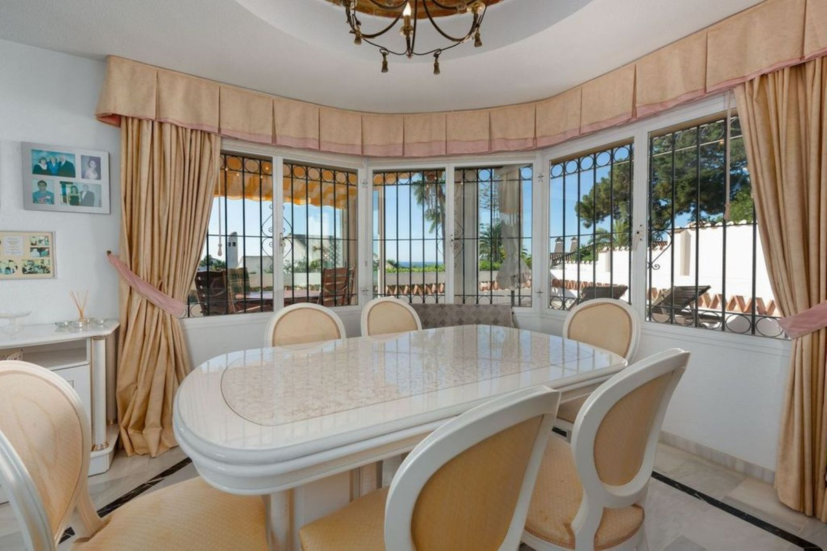 3 bedroom Villas for sale in Calahonda – R5264644