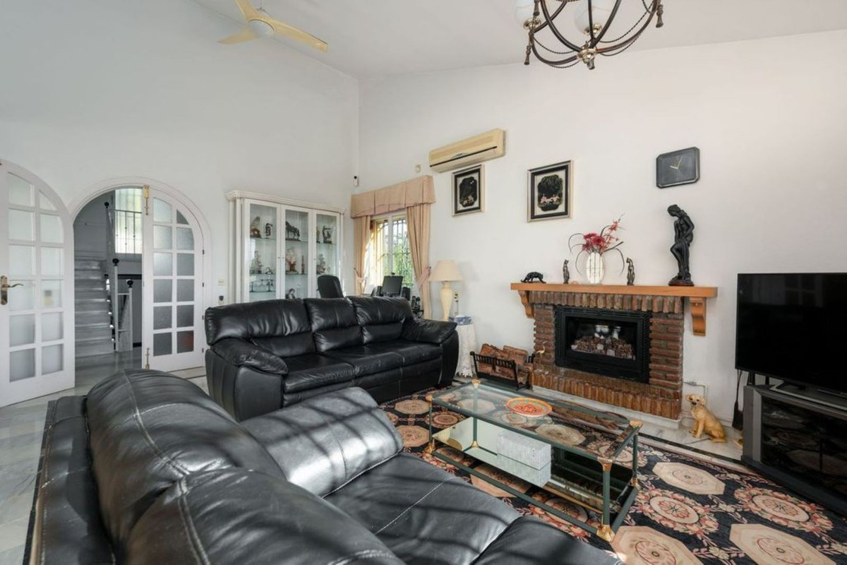 3 bedroom Villas for sale in Calahonda – R5264644