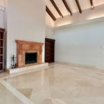 Villas de 5 dormitorios en venta en Milla de Oro – R4359958