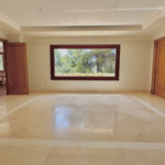 Villas de 5 dormitorios en venta en Milla de Oro – R4359958