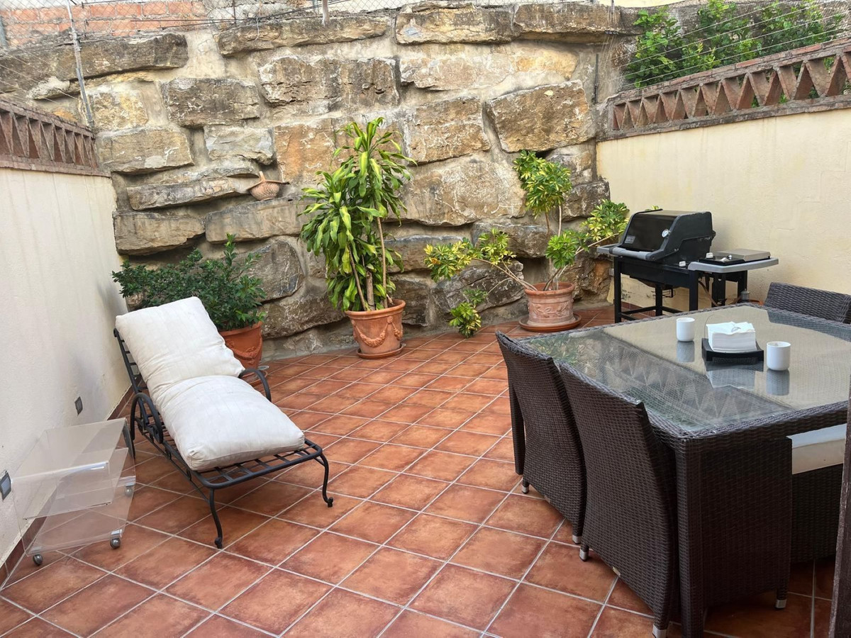 5 bedroom Townhouses for sale in Marbella – R5223274