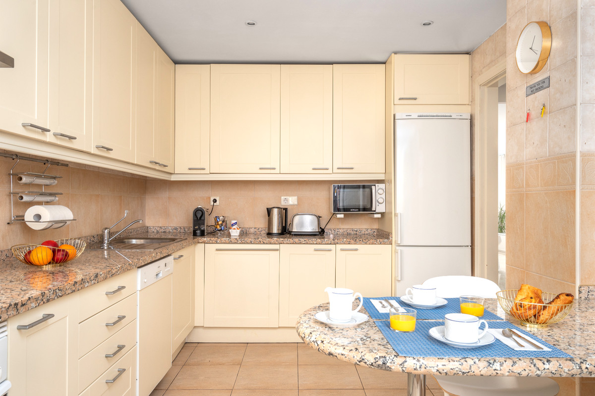 3 bedroom Apartments for sale in Milla de Oro – R5061232