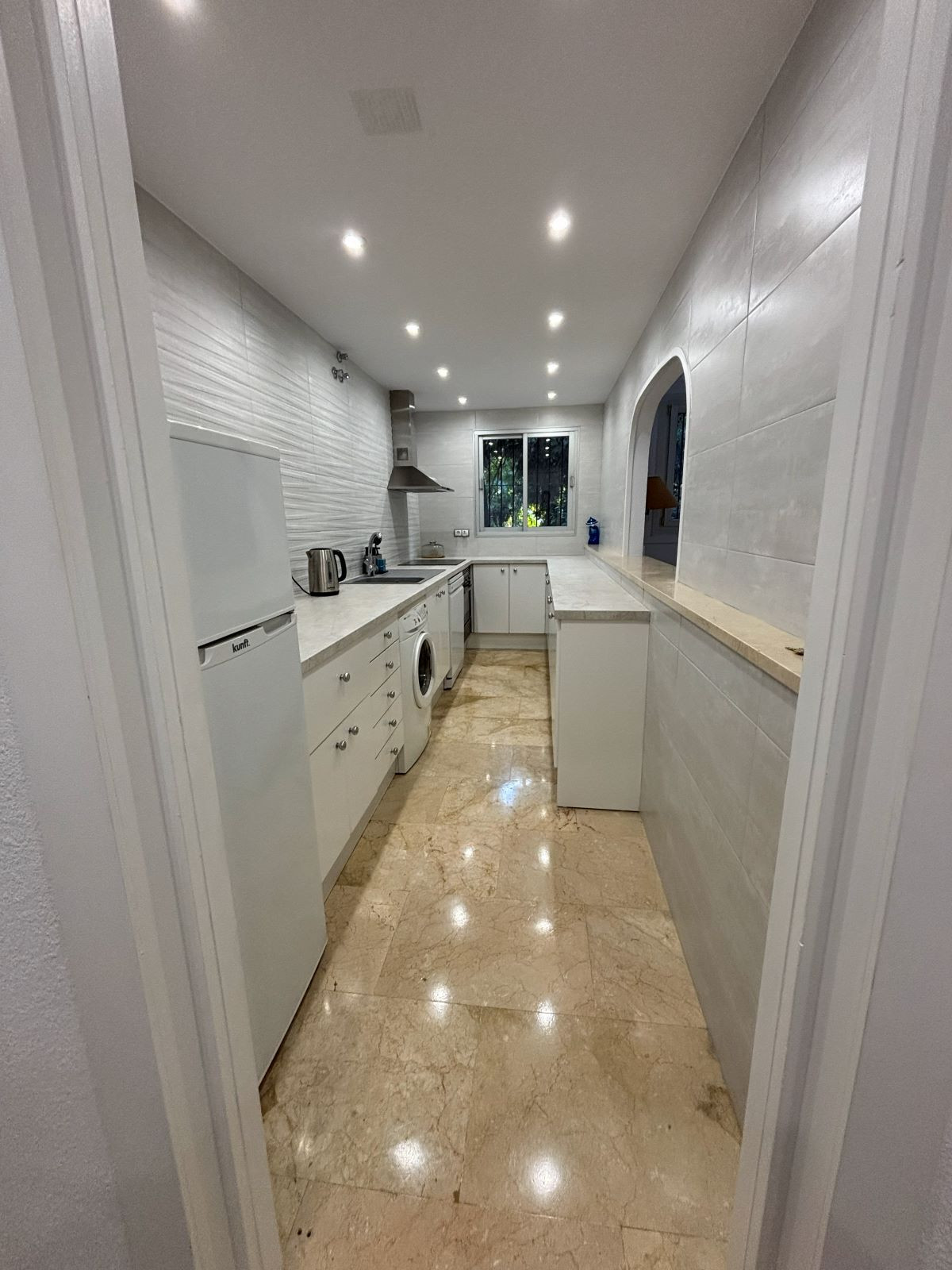 3 bedroom Apartments for sale in Marbella – R5287936