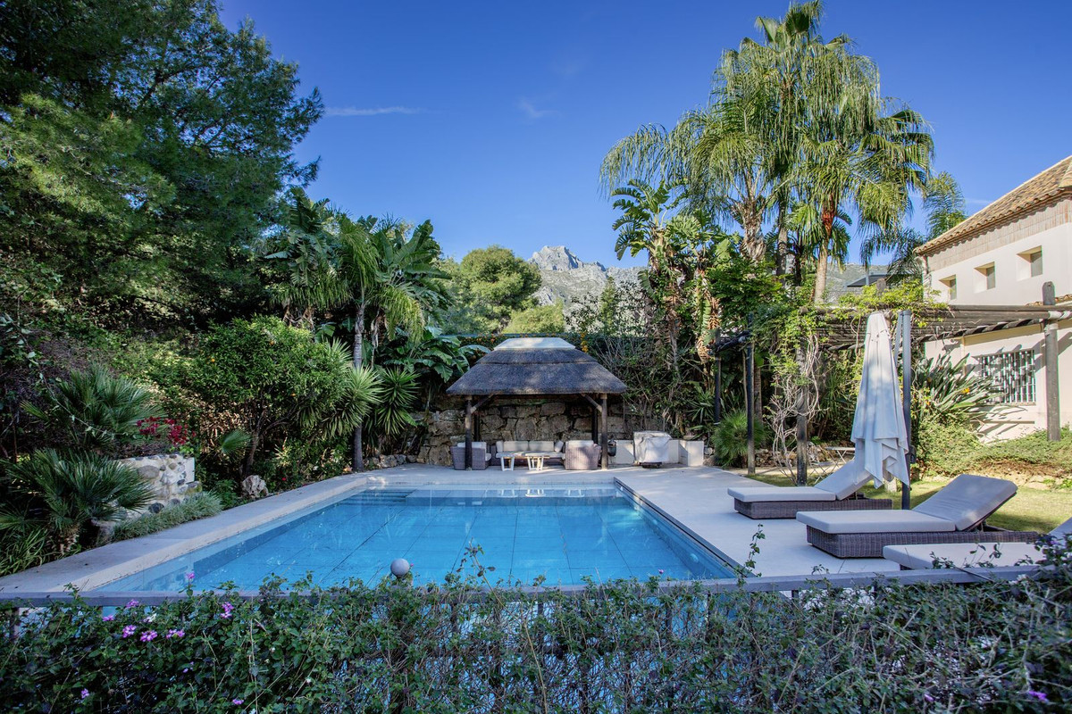 Villas de 5 dormitorios en venta en Sierra Blanca – R5287201 Villas de 5 dormitorios en venta en Sierra Blanca – R5287201