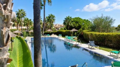 3 bedroom Apartments for sale in Sierra Blanca – R5181412