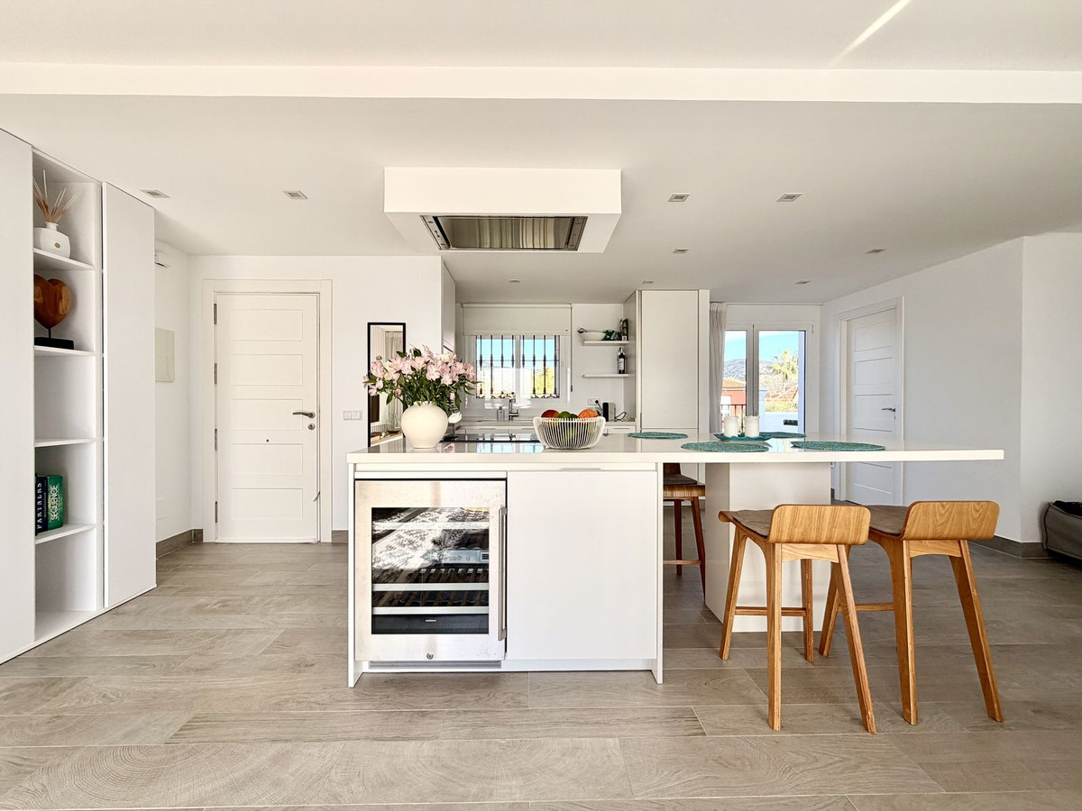 2 bedroom Penthouses for sale in Marbella – R5272765