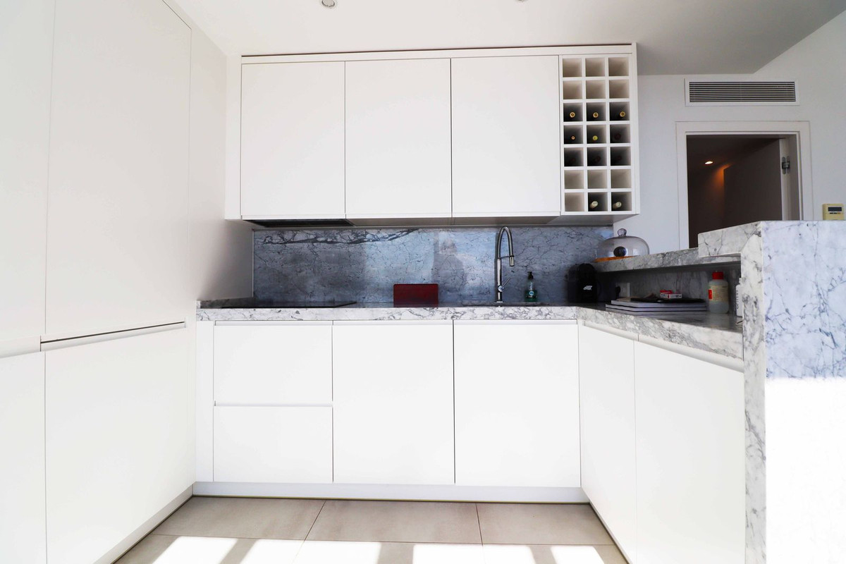 5 bedroom Villas for sale in La Cala de Mijas – R5181388