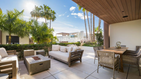 Pareados de 4 dormitorios en venta en Sierra Blanca – R5264362