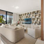 4 bedroom Semi-detached for sale in Sierra Blanca – R5264362