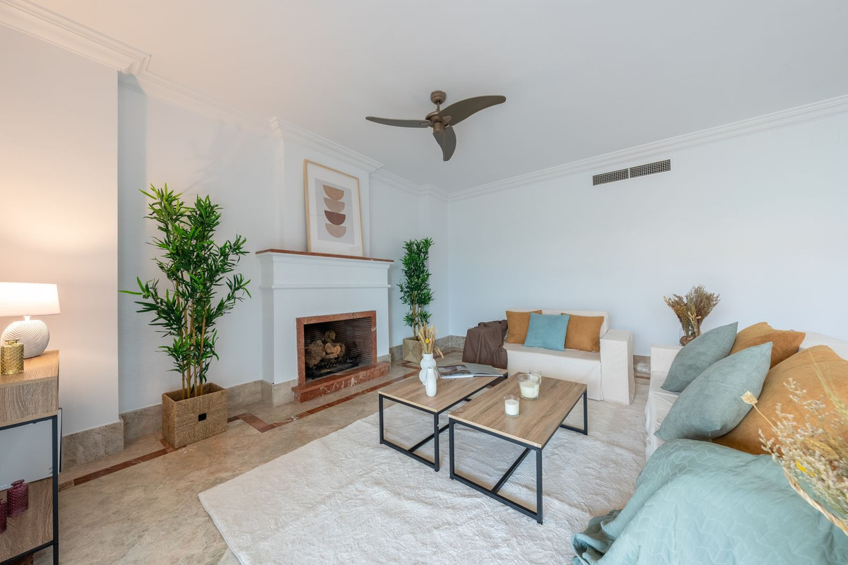 3 bedroom Semi-detached for sale in Santa Clara – R5257933