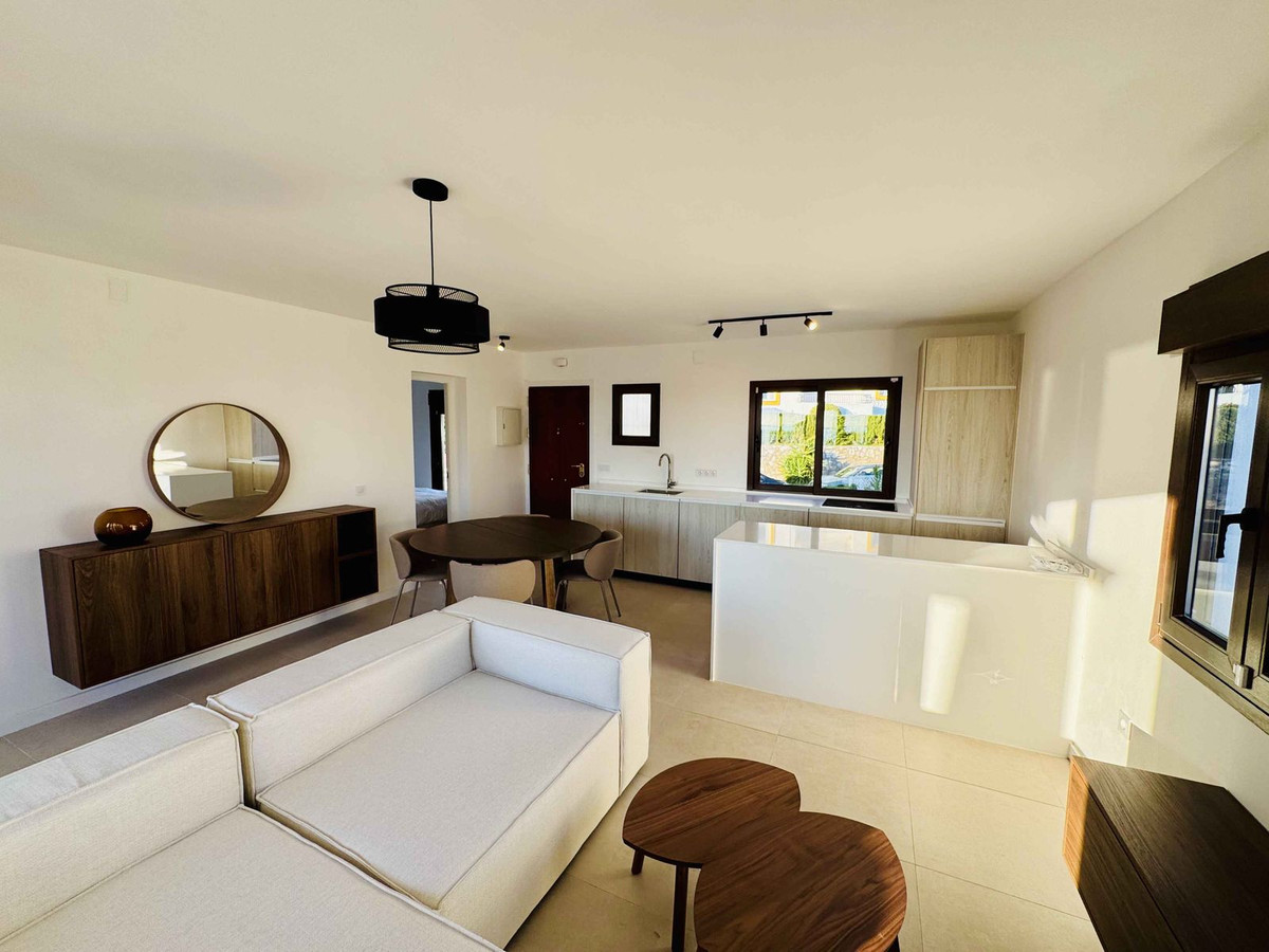 Aticos de 2 dormitorios en venta en Riviera del Sol – R5241910