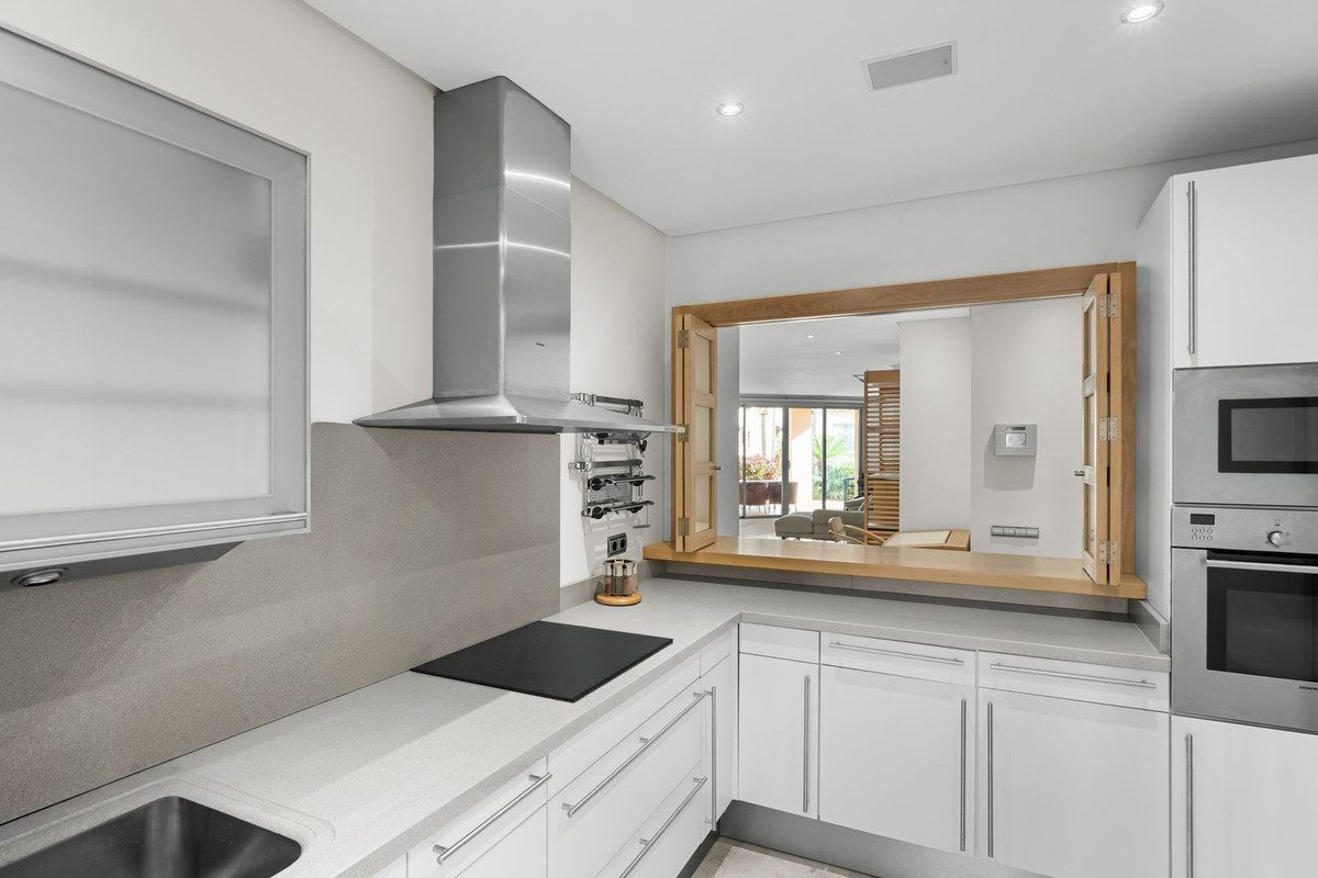 2 bedroom Apartments for sale in Milla de Oro – R5274760