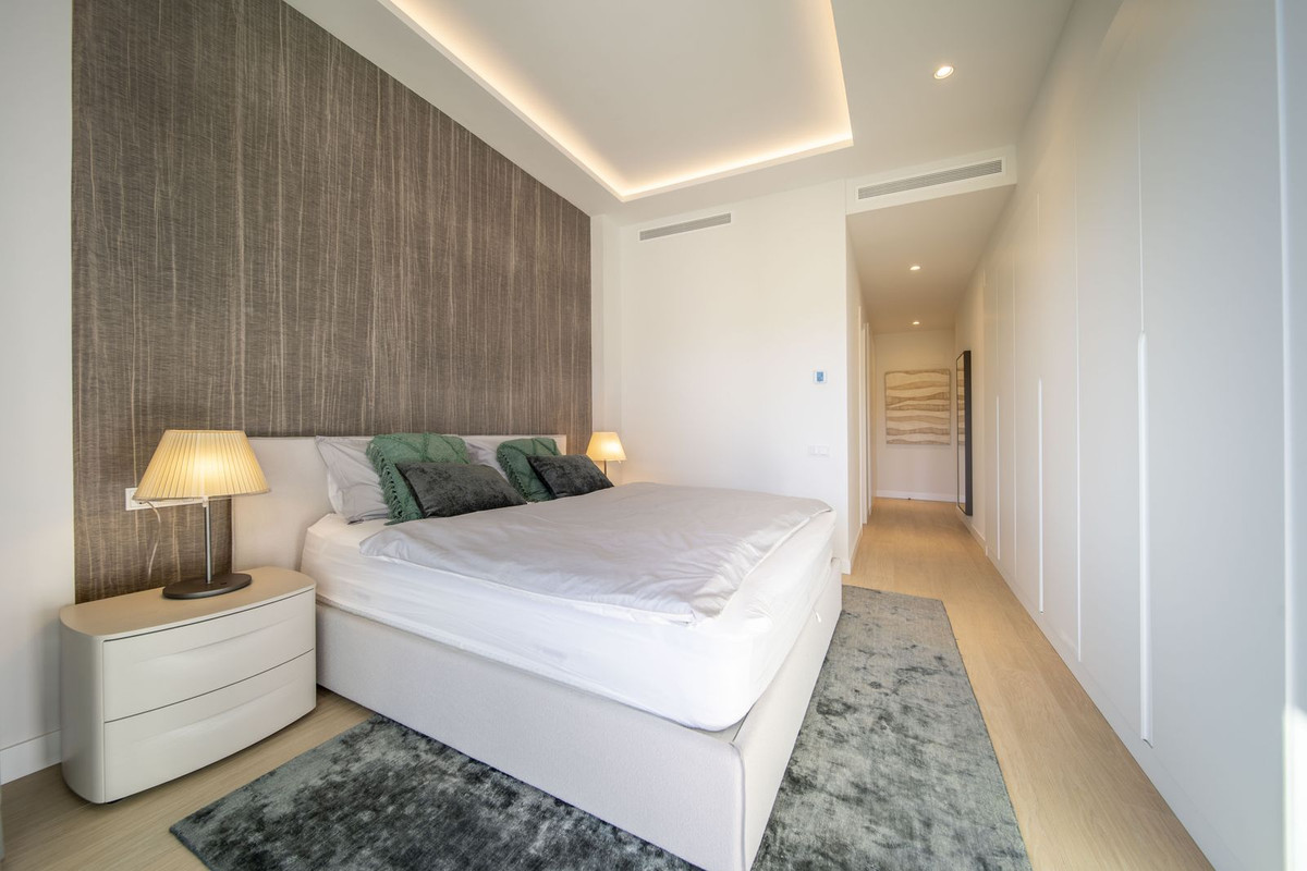 4 bedroom Semi-detached for sale in Marbella – R5274235