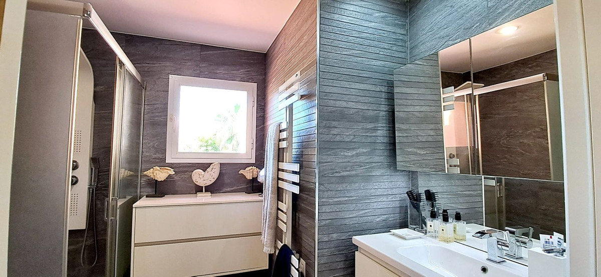 3 bedroom Apartments for sale in Nueva Milla de Oro – R4722949