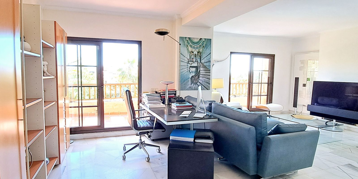 3 bedroom Apartments for sale in Nueva Milla de Oro – R4722949