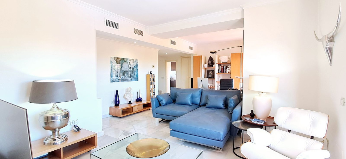 3 bedroom Apartments for sale in Nueva Milla de Oro – R4722949