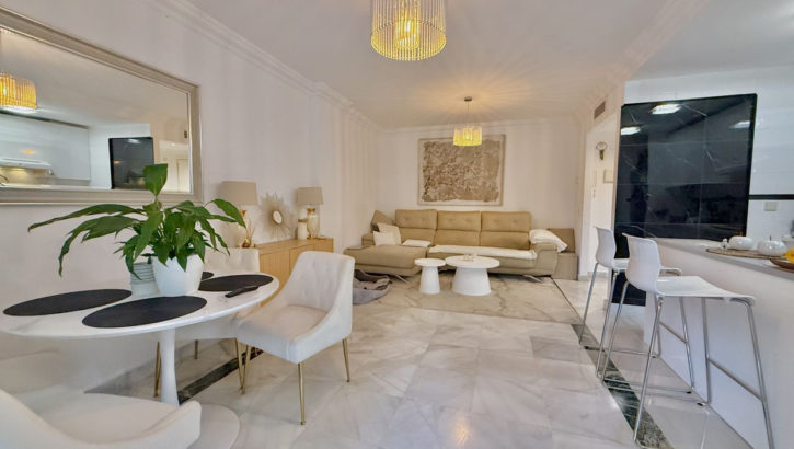 Apartamentos de 2 dormitorios en venta en Milla de Oro – R5216665 en 