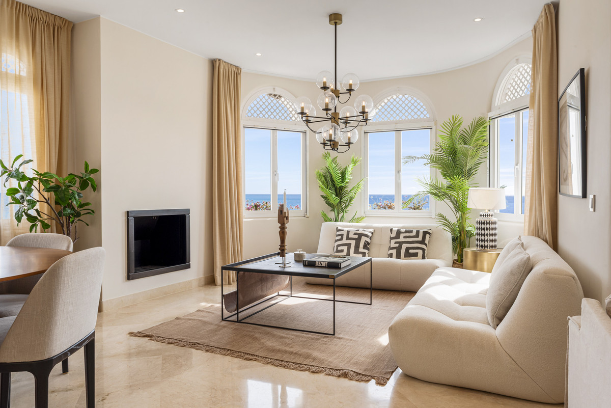 3 bedroom Apartments for sale in Milla de Oro – R4722352