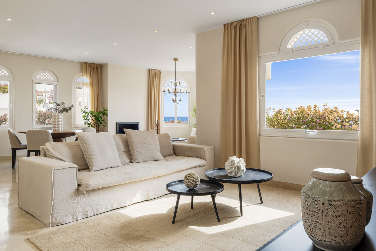 3 bedroom Apartments for sale in Milla de Oro – R4722352