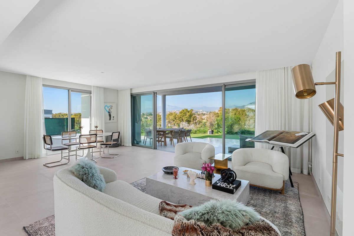 Pareados de 3 dormitorios en venta en Guadalmina Alta – R4975258