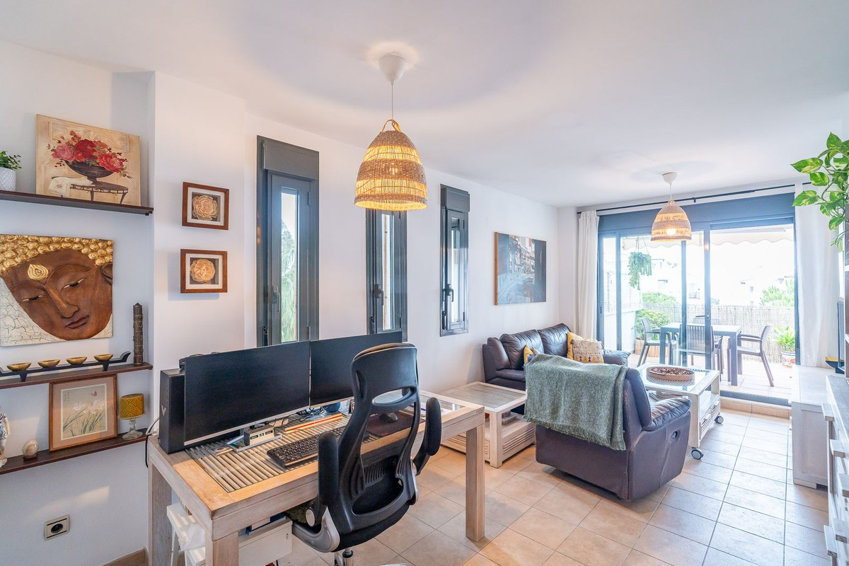 3 bedroom Apartments for sale in La Cala de Mijas – R5226121