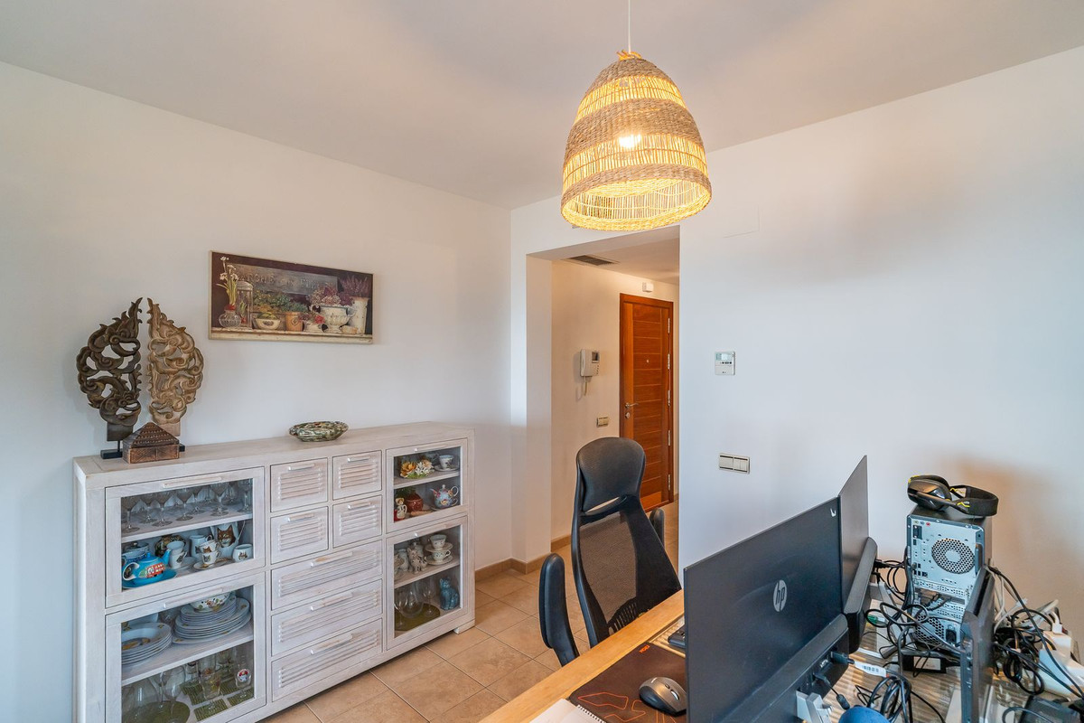 3 bedroom Apartments for sale in La Cala de Mijas – R5226121