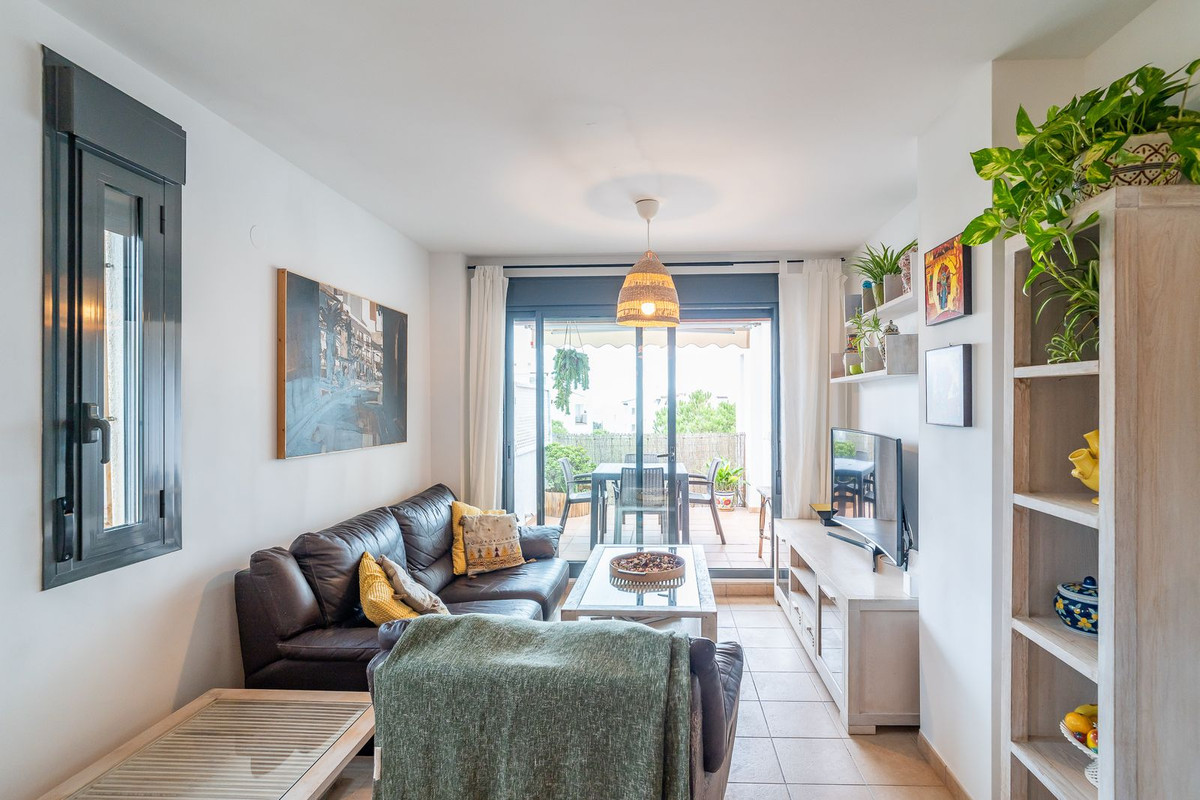 3 bedroom Apartments for sale in La Cala de Mijas – R5226121