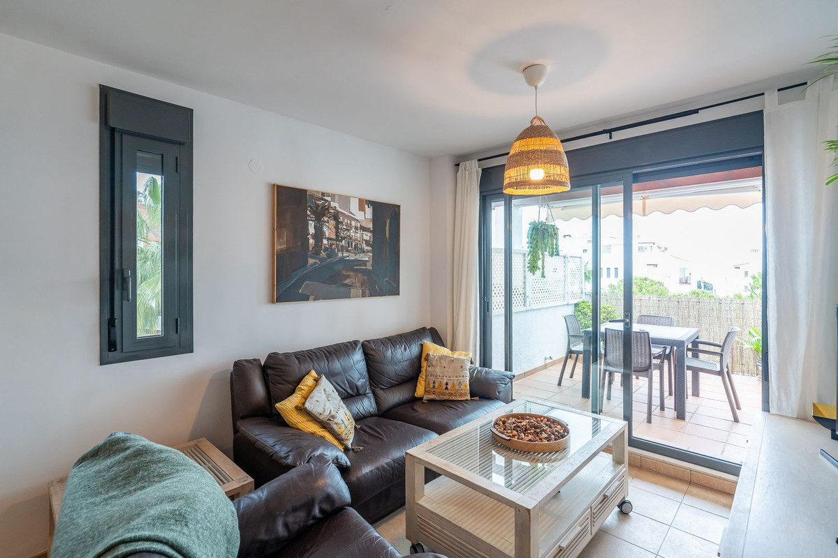 3 bedroom Apartments for sale in La Cala de Mijas – R5226121