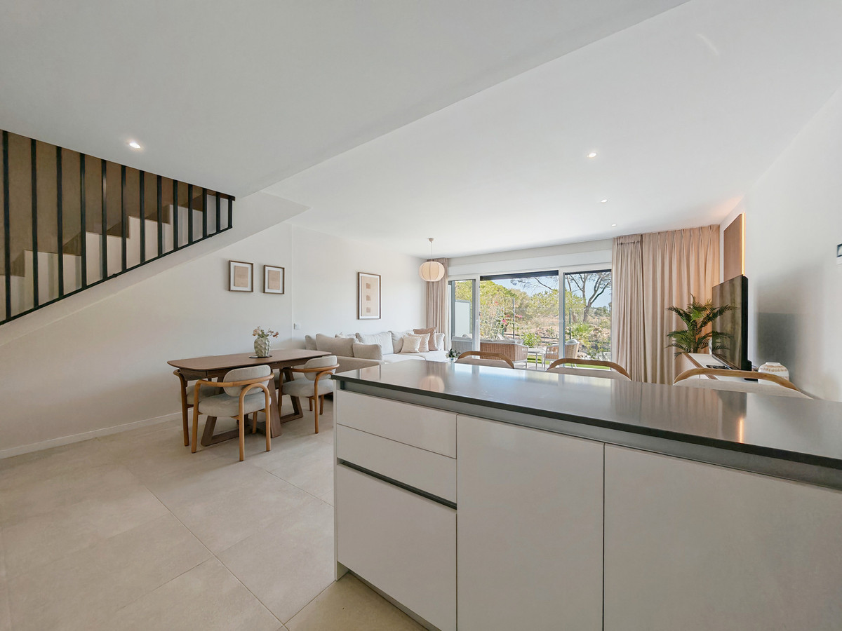 Adosados de 4 dormitorios en venta en La Cala de Mijas – R5221513 Adosados de 4 dormitorios en venta en La Cala de Mijas – R5221513