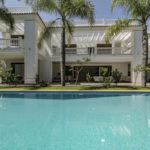 6 bedroom Villas for sale in Guadalmina Baja – R4053367