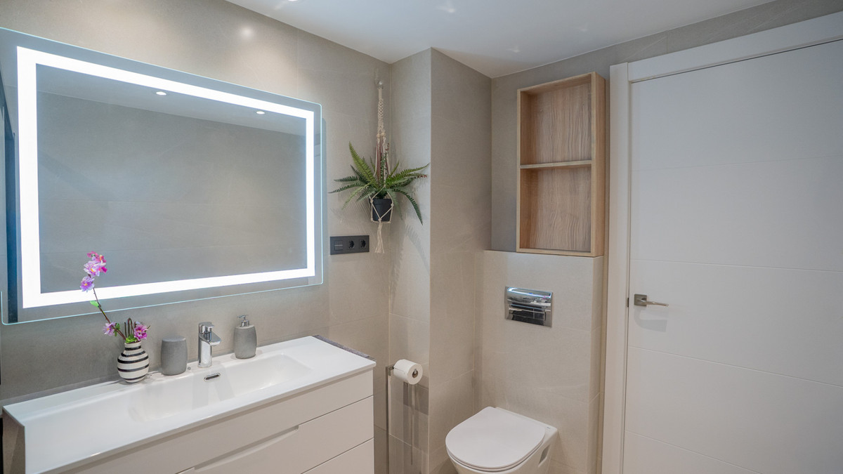 2 bedroom Apartments for sale in Marbella – R5209474