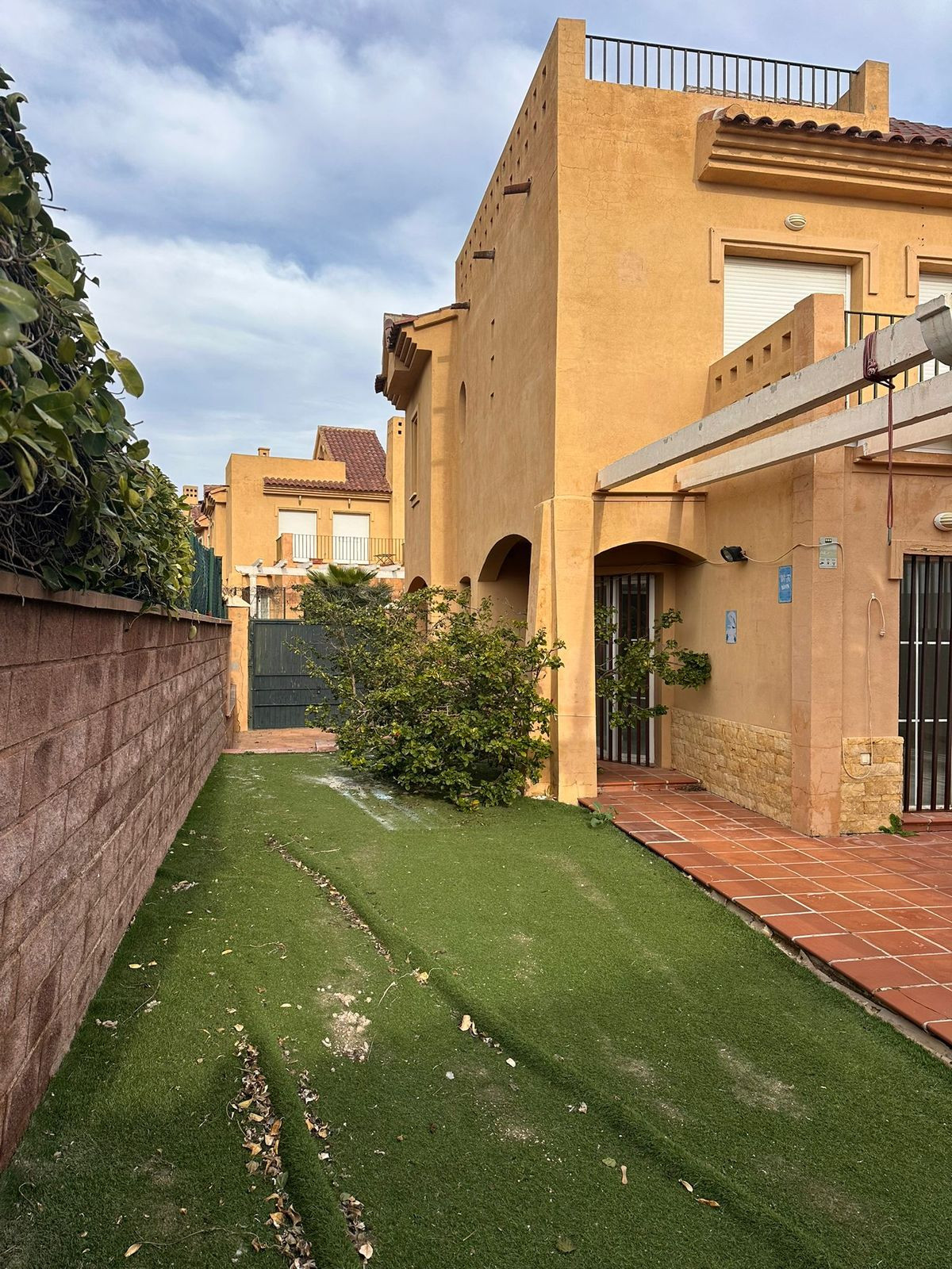 3 bedroom Semi-detached for sale in Mijas – R5271796