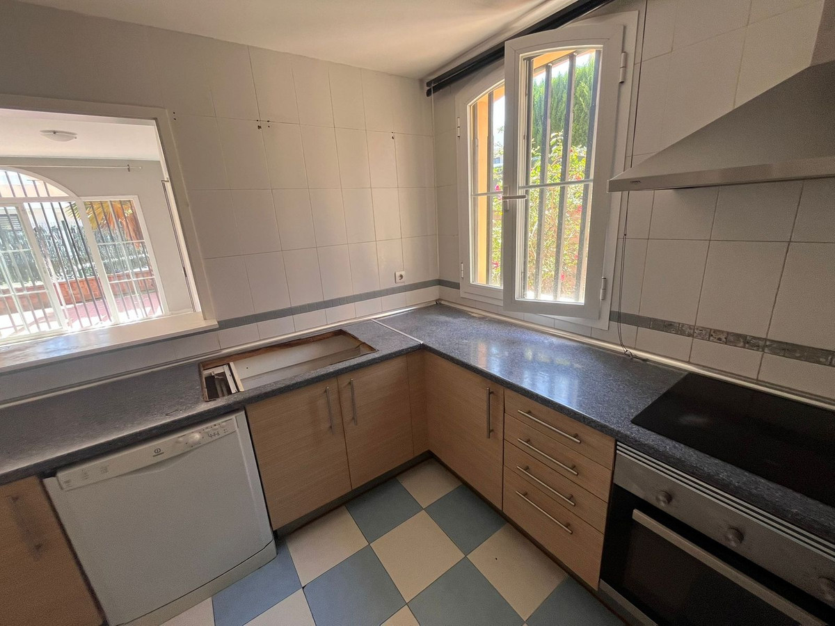 3 bedroom Semi-detached for sale in Mijas – R5271796